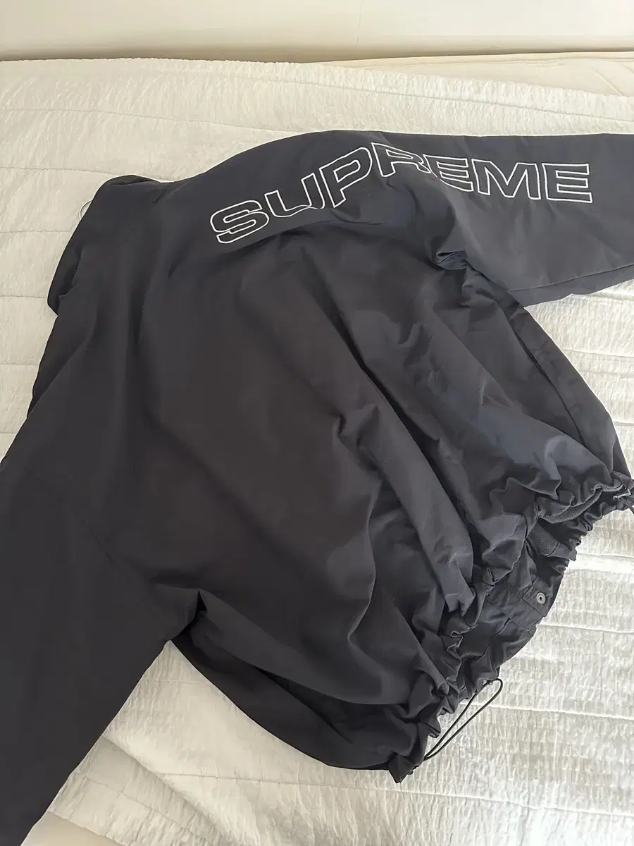 슈프림 스펠아웃 Supreme Spellout Embroidered Tr